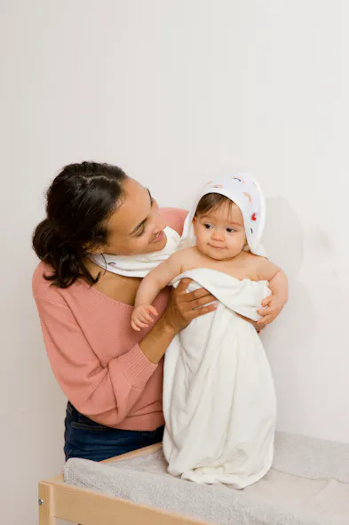 La Serviette Papillon De Babytolove En Fibre De Bambou Vous Permettant D Avoir Les Mains Libres Parents Fr La Serviette Papillon De Babytolove En Fibre De Bambou Vous Permettant D Avoir Les Mains Libres Parents Fr