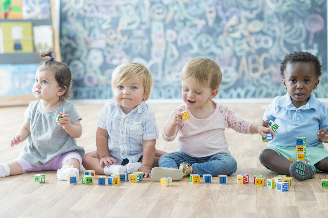 Covid-19 : les crèches, des lieux de garde “sûrs” pour les enfants