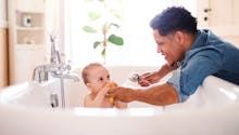 Le bain libre de bébé, qu’est-ce que c’est ?