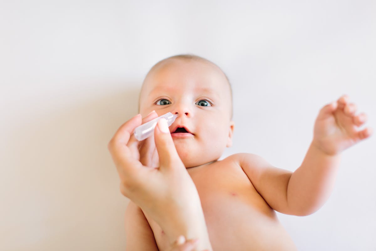 Sérum physiologique pour bébé : un atout majeur pour les jeunes