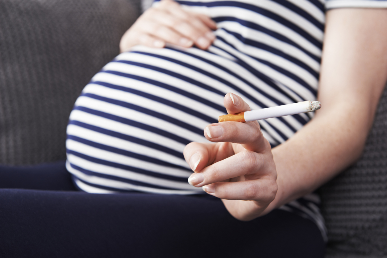 Grossesse et tabac : une maman tmoigne des dangers | Parents.fr