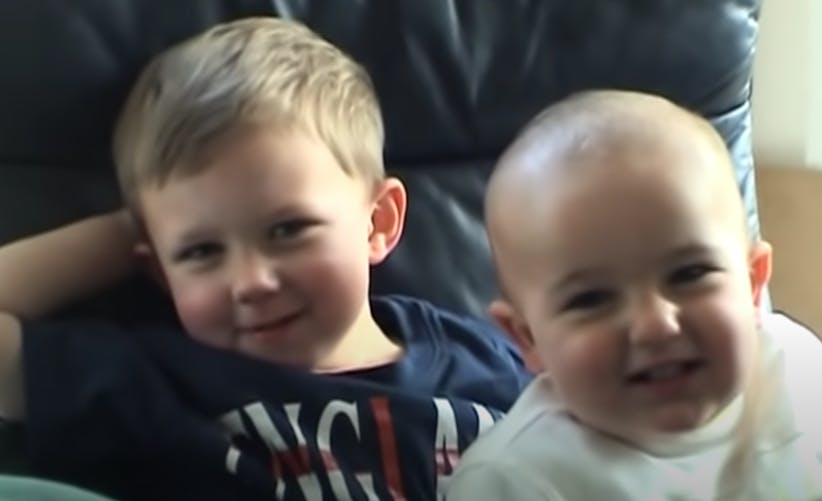 vidéo deux petits garçons