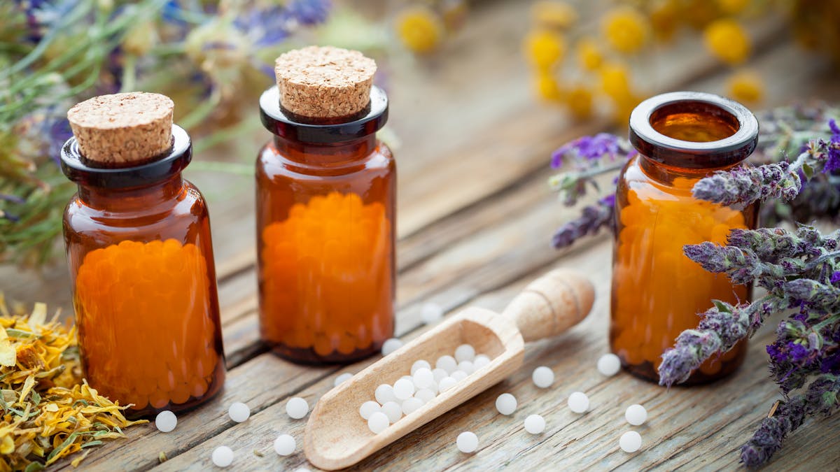 L Homeopathie Pour Apaiser Les Poussees Dentaires De Bebe Parents Fr L Homeopathie Pour Apaiser Les Poussees Dentaires De Bebe Parents Fr