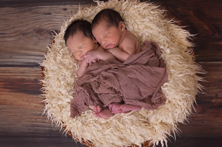 Prenoms Pour Jumelles 15 Duos De Prenoms De Filles Parents Fr