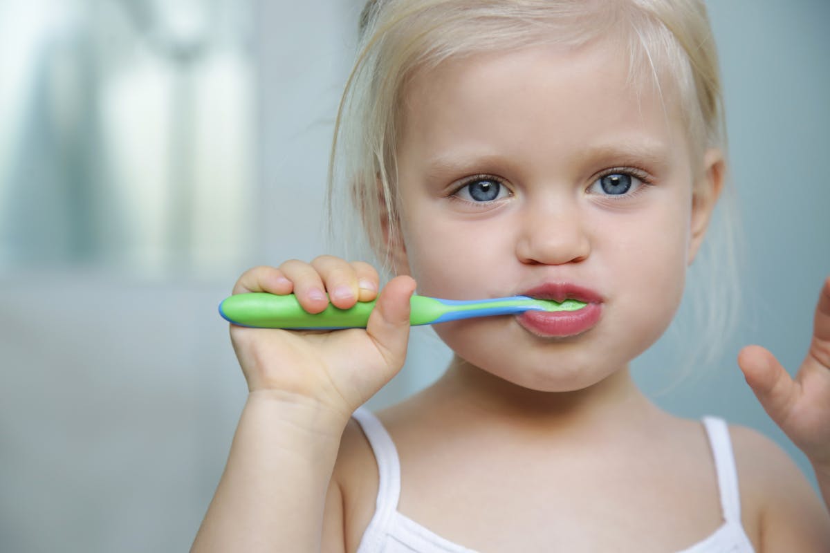 Comment brosser les dents de bébé ? - La Maison des Maternelles