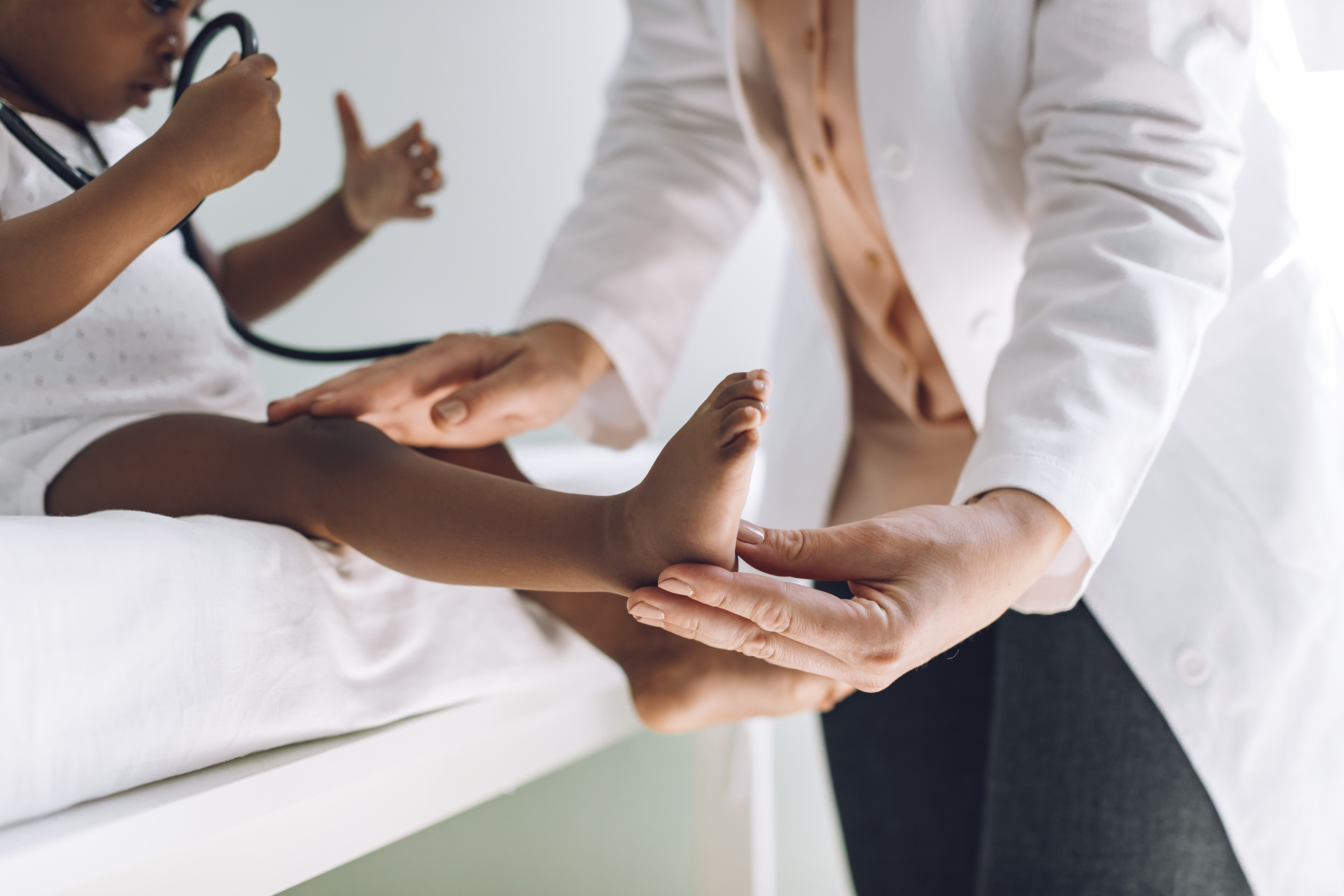 Le Syndrome Du Tourniquet Ou Phenomene Du Cheveu Etrangleur Du Bebe Parents Fr