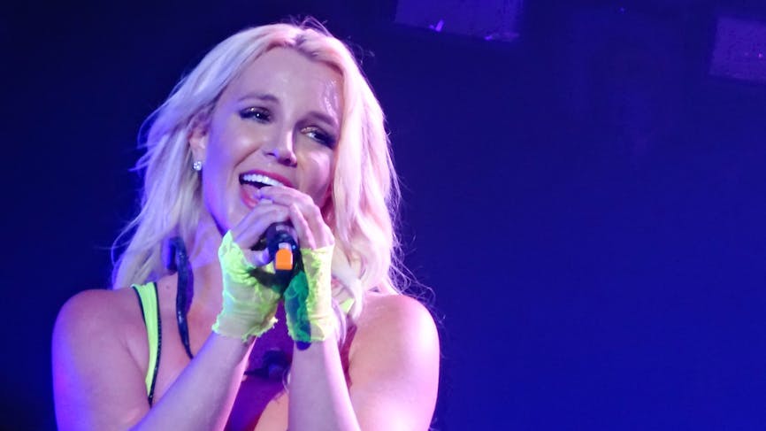 Le père de Britney Spears renonce à sa tutelle 