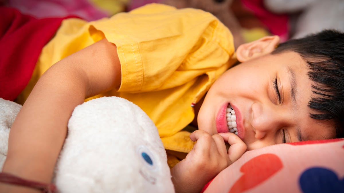 Bruxisme Pourquoi Et Que Faire Quand L Enfant Grince Des Dents En Dormant Parents Fr Bruxisme Pourquoi Et Que Faire Quand L Enfant Grince Des Dents En Dormant Parents Fr