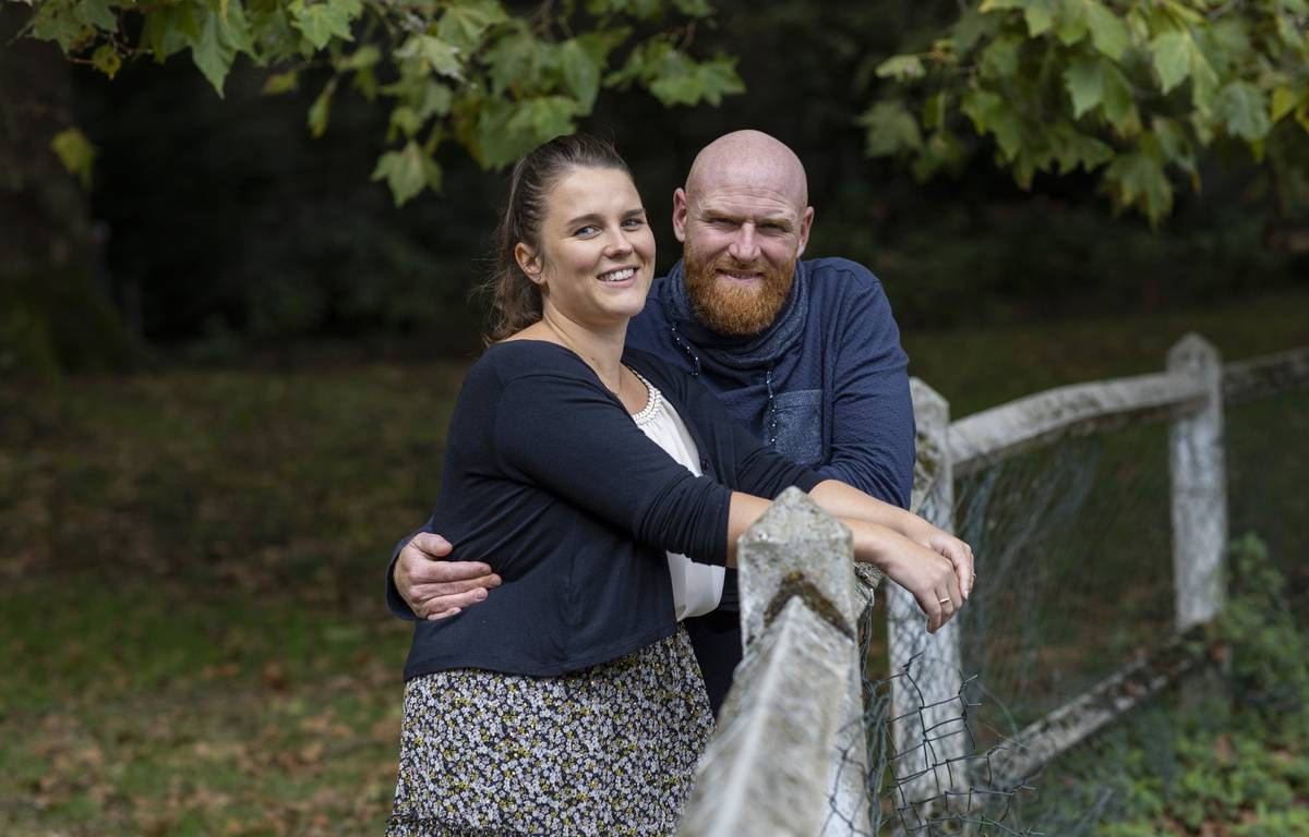 L Amour Est Dans Le Pre Un Couple Emblematique Revele Le Sexe De Leur Bebe Parents Fr