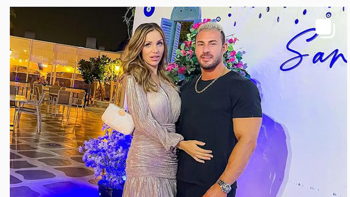 Julia Paredes Elle Explique Pourquoi Elle A Rompu Avec Maxime Parents Fr Julia Paredes Elle Explique Pourquoi Elle A Rompu Avec Maxime Parents Fr