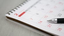 Calendrier des vacances scolaires : attention, les dates imprimées sur les calendriers et agendas papier sont fausses !