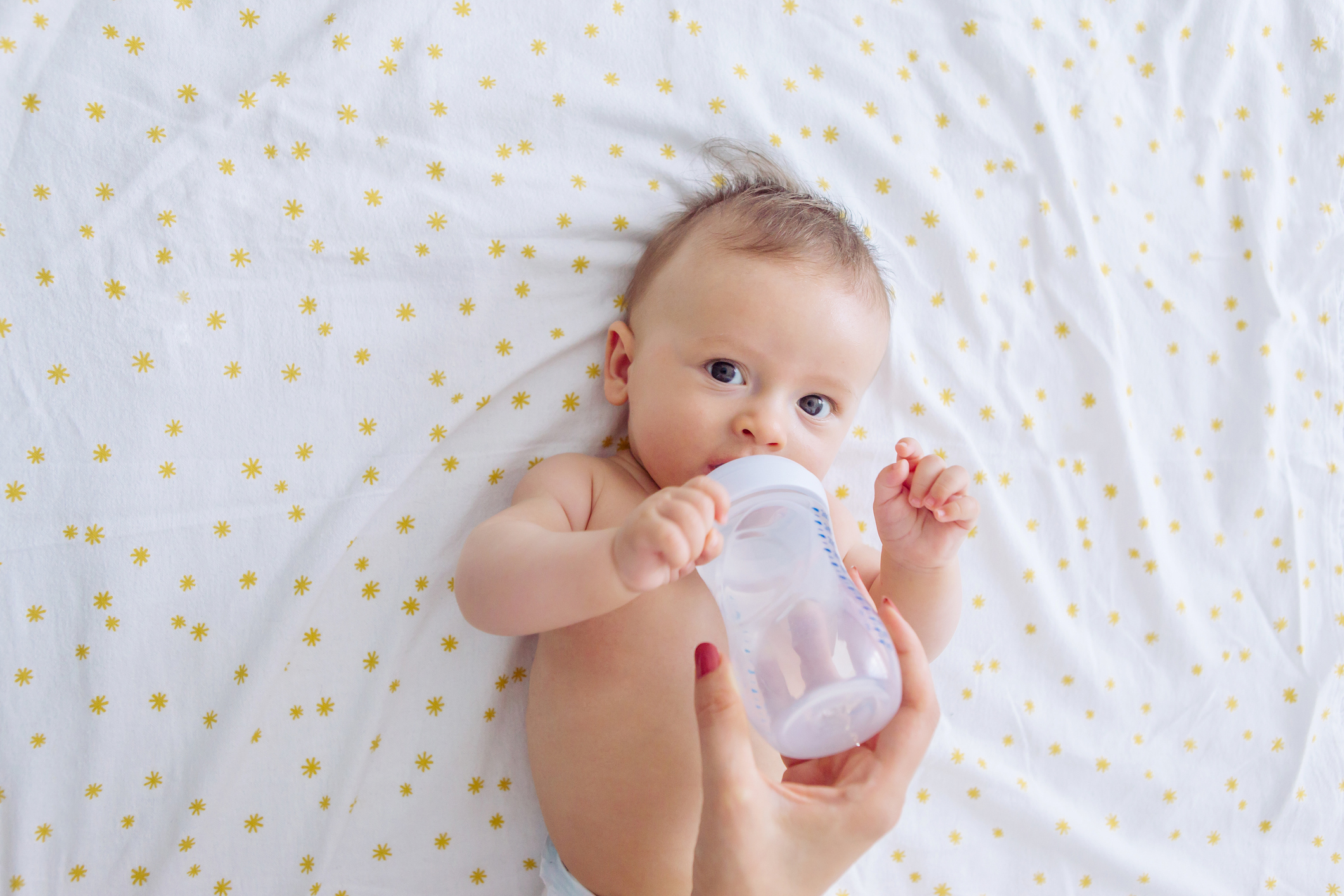 Ce Qu Il Faut Savoir Avant De Donner De L Eau A Bebe Parents Fr