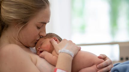 Accouchement : 70 % des mamans révèlent que le post-partum est un challenge émotionnel 