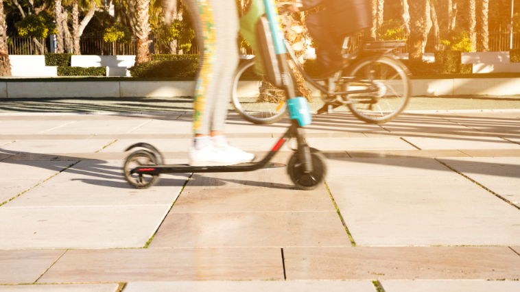 Tout Pour Bien Choisir Sa Premiere Trottinette Les Conseils De La Redaction Parents Fr