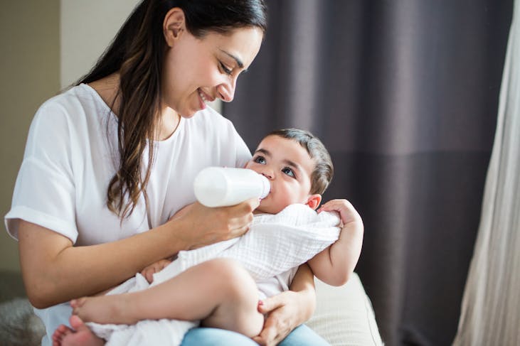 Comment choisir un lait infantile bio pour son bébé ?