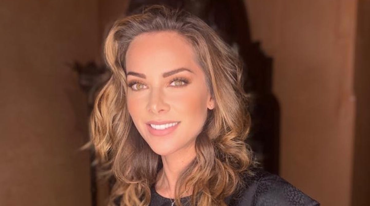 Quelles Sont Les Origines De Melissa Theuriau Melissa Theuriau se confie sur enfance difficile : « C'est douloureux » |  PARENTS.fr