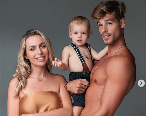 hillary les ch tis maman pour la deuxieme fois parents fr