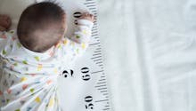 Comment décrypter les courbes de croissance pour s’assurer que bébé grandit bien ?