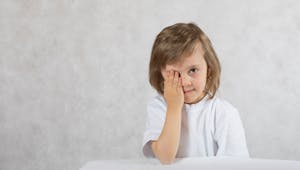 Amblyopie chez l'enfant : causes, symptômes et traitements 