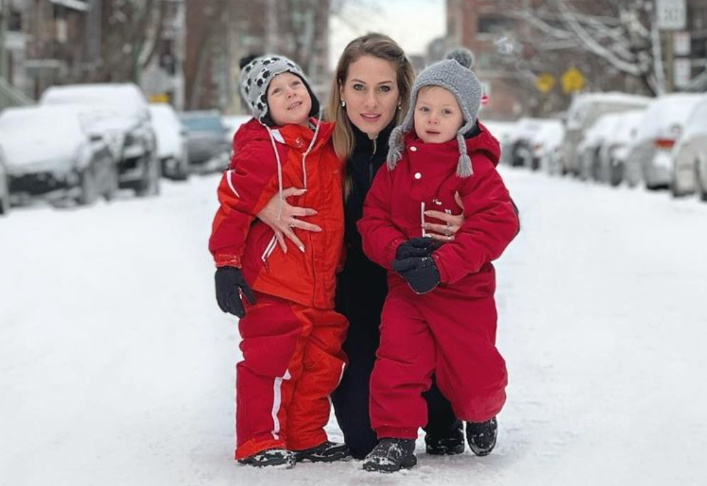 Camille Santoro (Familles nombreuses, la vie en XXL) au bord des