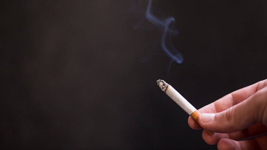 Tabac : les enfants de fumeurs ont quatre fois plus de risques de fumer