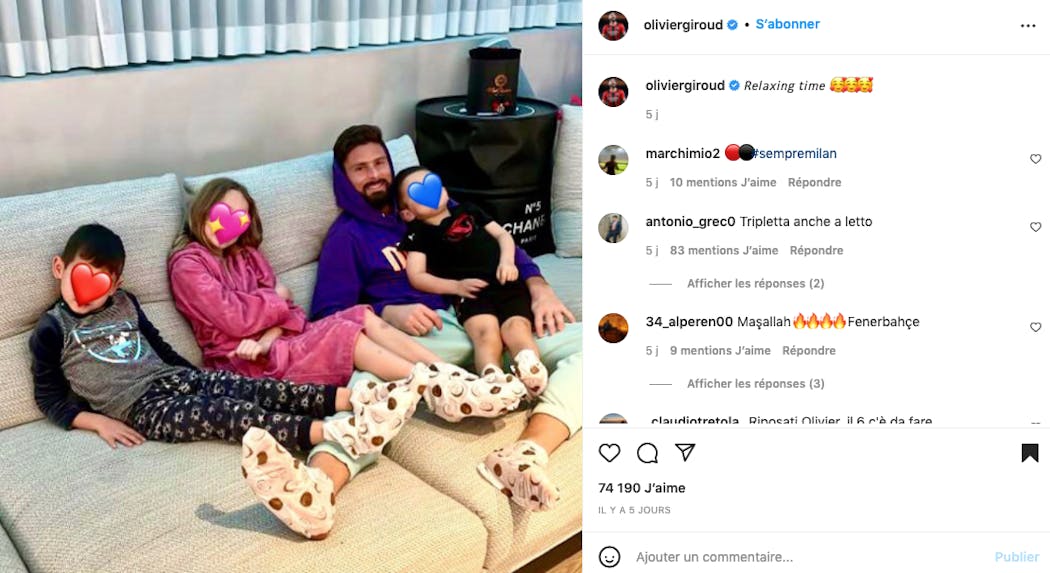 Olivier Giroud pépouze avec ses enfants, toutes chaussettes assorties