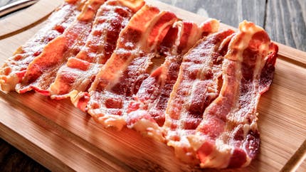 Bacon : enceinte, est-ce que je peux en manger ? 
