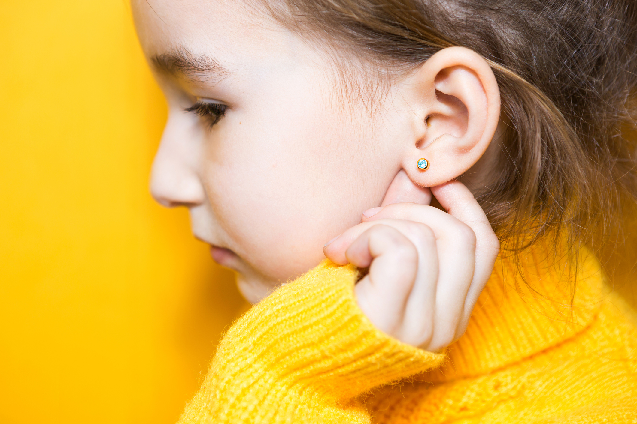 À quel âge percer les oreilles des enfants ?
