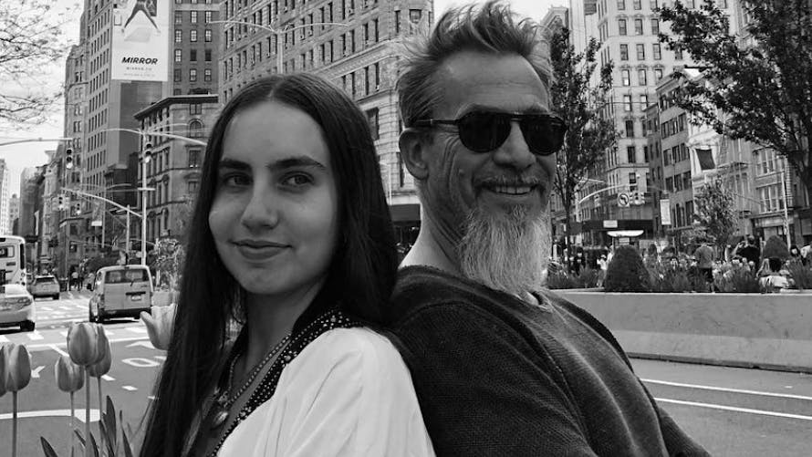 Florent Pagny : sa fille Aël rend hommage à son frère avec de rares photos d'enfance | Parents.fr