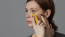 Vu sur TikTok : la peau de banane, ce nouvel indispensable beauté !