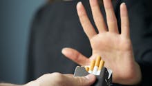 Six buralistes sur 10 vendent du tabac aux mineurs, selon une association