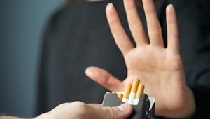 Six buralistes sur 10 vendent du tabac aux mineurs, selon une association