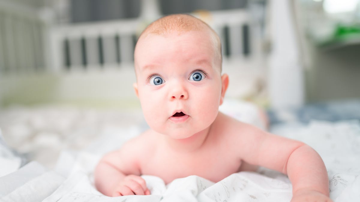 Couleur des yeux du bébé :  Peut-on la prédire ? Quand devient-elle définitive ? 