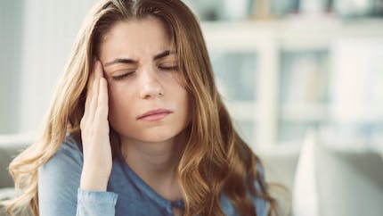 Migraine ophtalmique : symptômes, causes, traitements