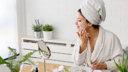 Quel masque anti-acné faire à la maison ?