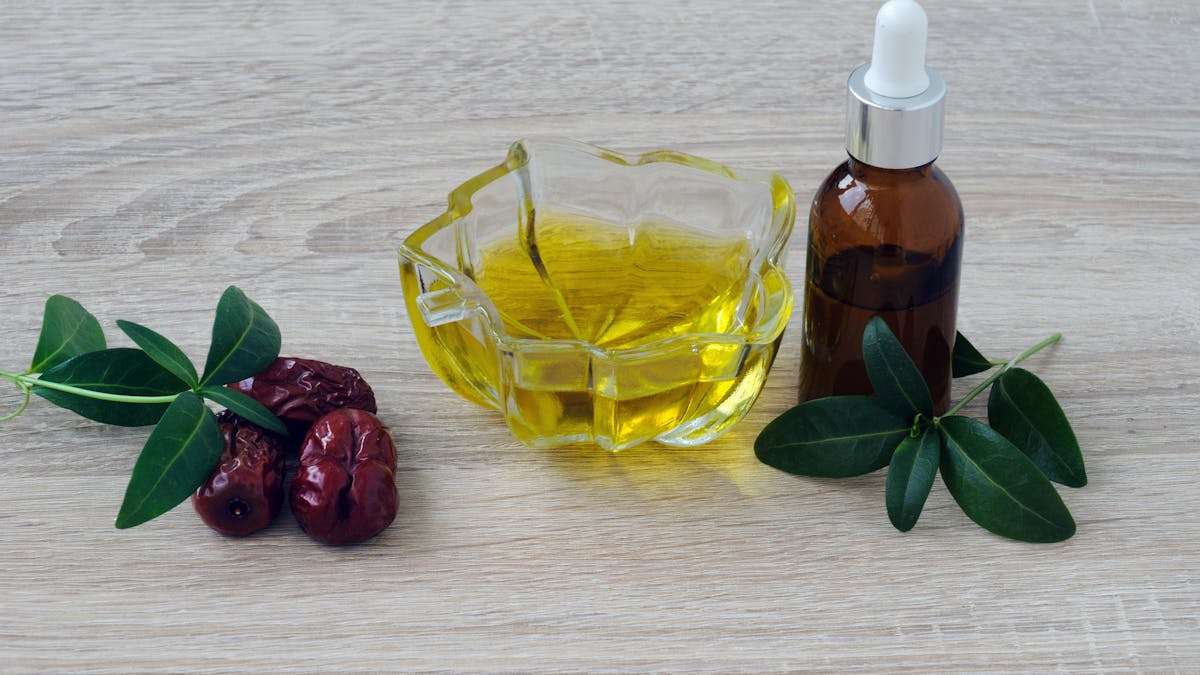 Peut-on soigner l'acné avec de l'huile de jojoba ?