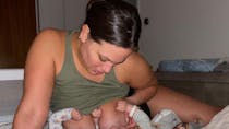  Accouchement : Ashley Graham revient sur son accouchement où elle a « failli mourir » 