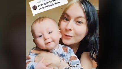 Une maman harcelée sur les réseaux sociaux après avoir révélé le prénom de son bébé