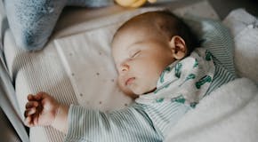  Comment et à quelle heure doit-on coucher bébé ? 