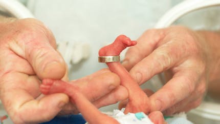 Né à 22 semaines de grossesse, ce bébé a miraculeusement survécu