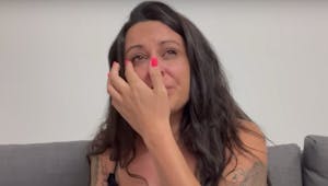 Shanna Kress enceinte et en larmes : « Je ne supporte pas mon physique »