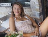Blake Lively enceinte : elle partage des photos privées pour avoir la paix