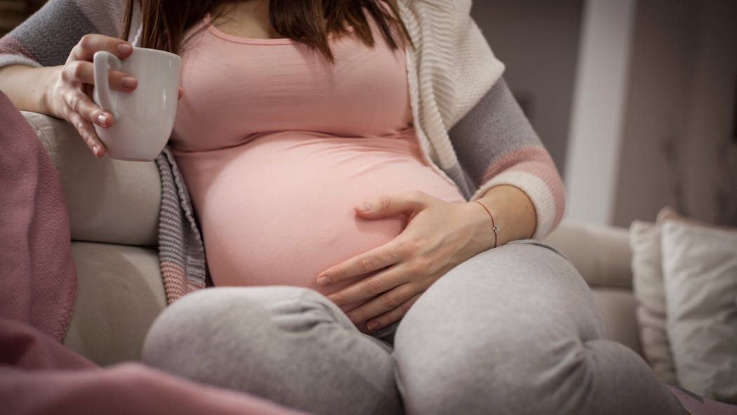 Feuilles de framboisier, quels effets pendant la grossesse ?