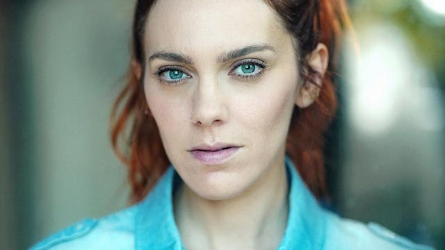 Allaitement : Anaïs Delva raconte ses difficultés | Parents.fr