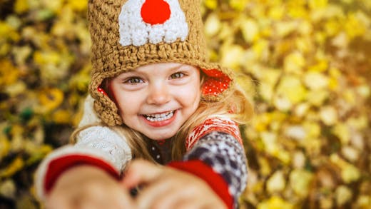 15 superbes prénoms inspirés de l'automne à donner aux petites filles