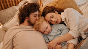 Après l’arrivée de bébé, les parents ont besoin de… 6 ans pour retrouver un bon sommeil !