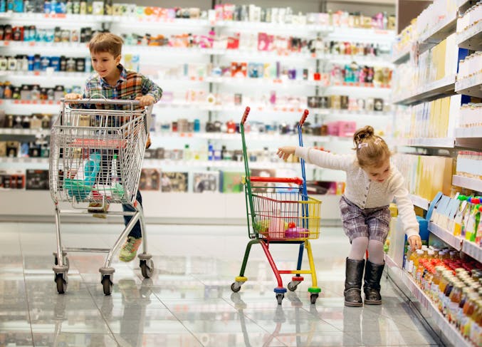 Aller au supermarché avec des enfants, c'est possible ! La chronique de  SerialMother.