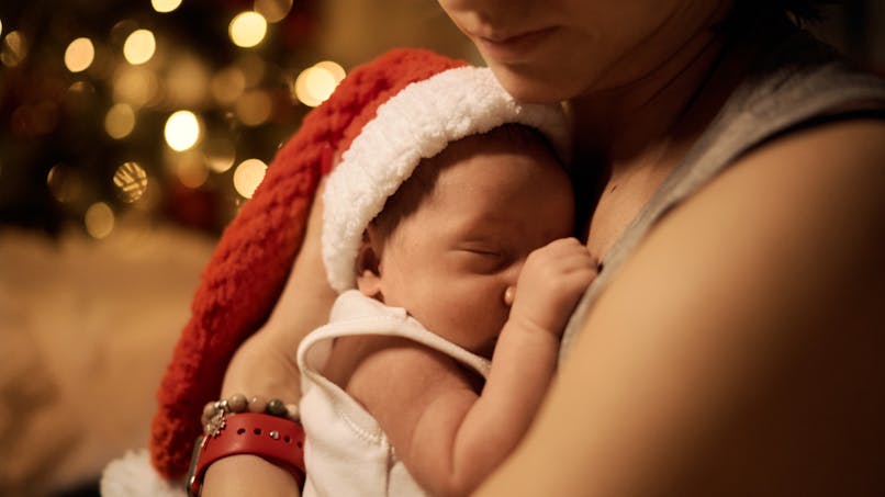 Déni de grossesse : elle accouche le soir de Noël, ignorant qu’elle était enceinte