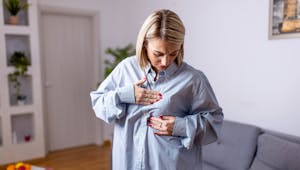 Mal aux seins : que faire si je ressens une douleur au sein ?