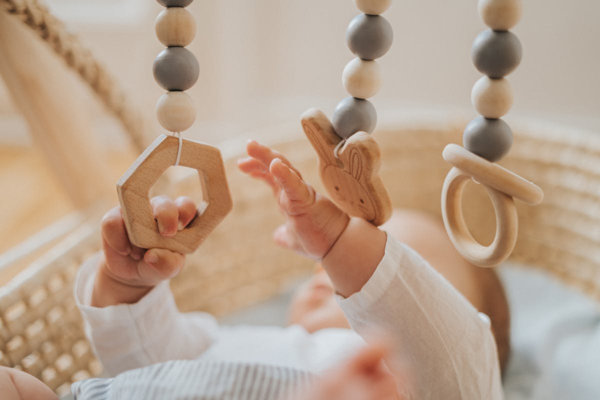 7 Activités simples avec un bébé de 2 mois